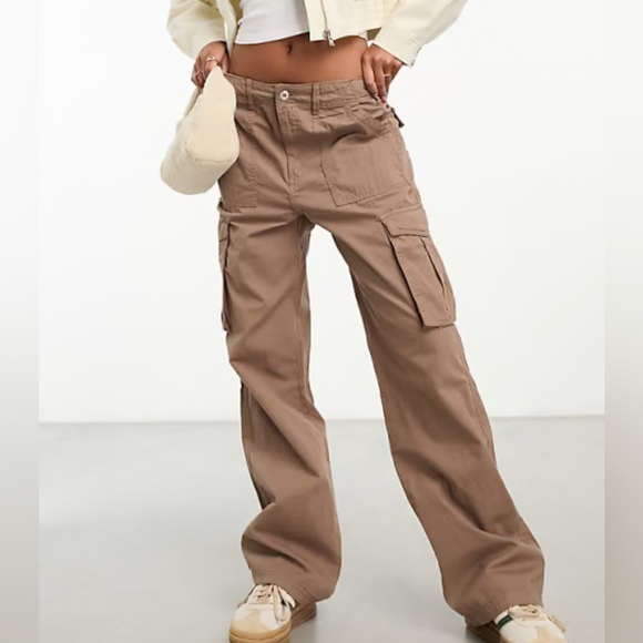 Bershka Pants - Bershka Tan Cargo Utility Baggy Straight Pants Size 8